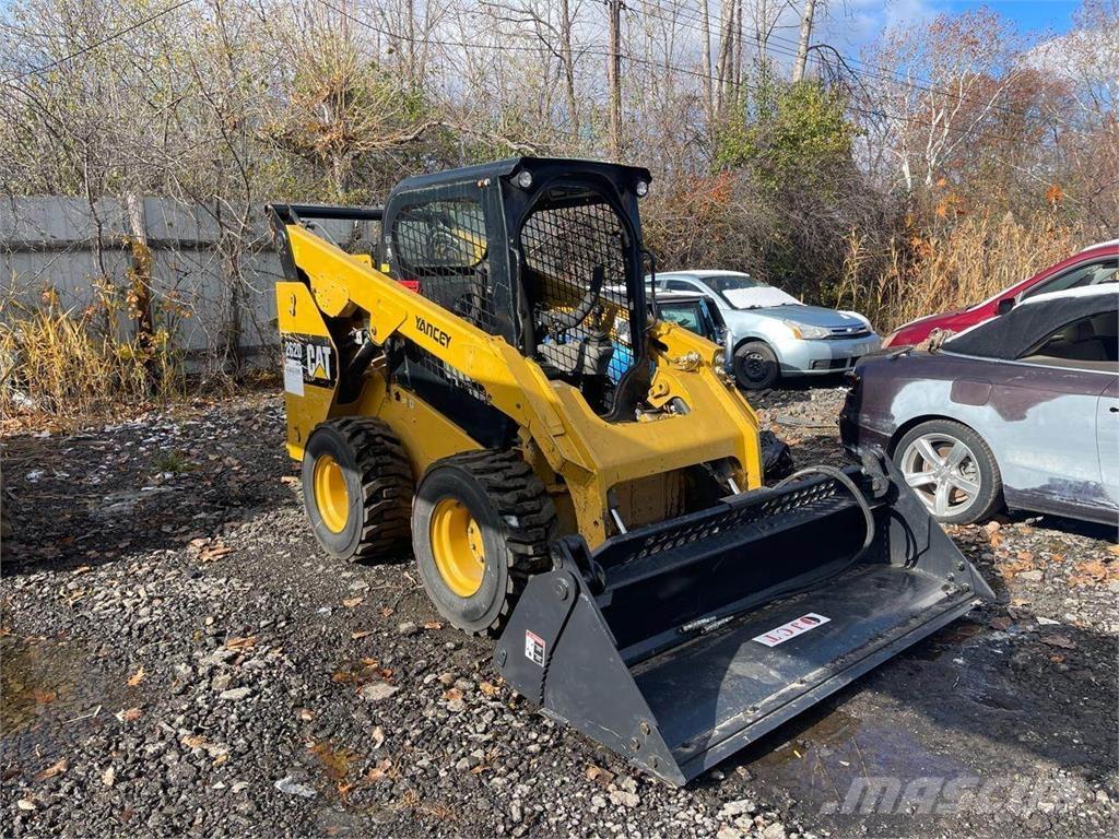 CAT 262D Chargeuse compacte