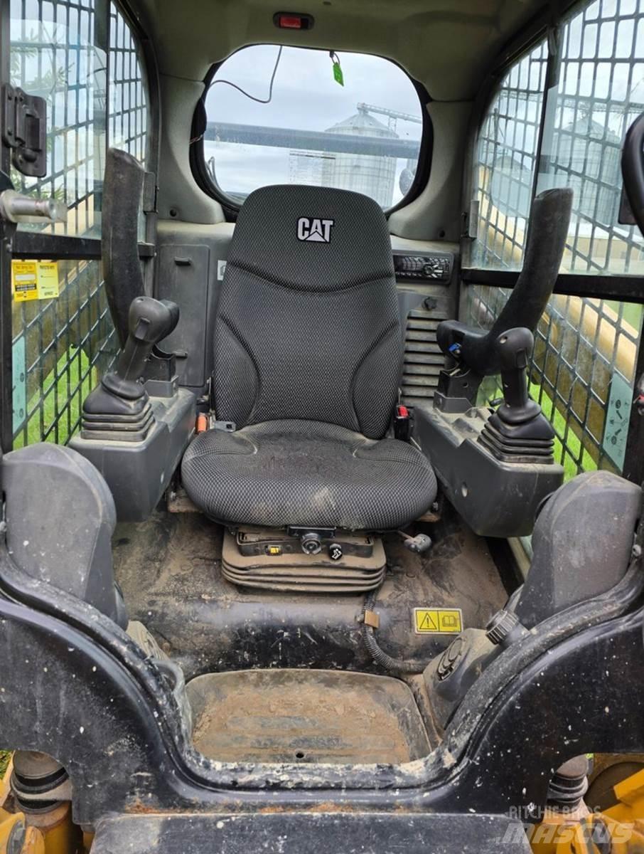 CAT 262D3 Chargeuse compacte