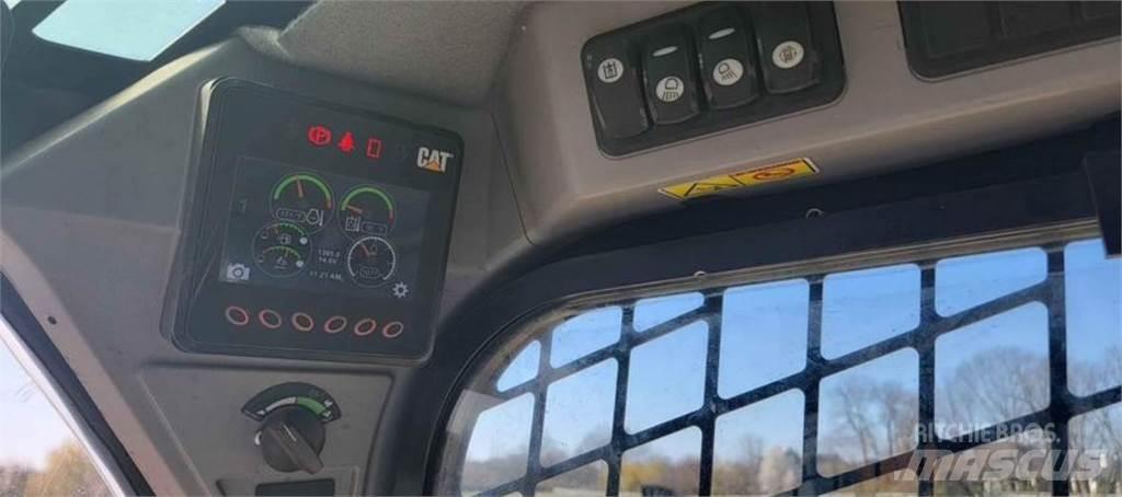 CAT 299D2 Chargeuse compacte
