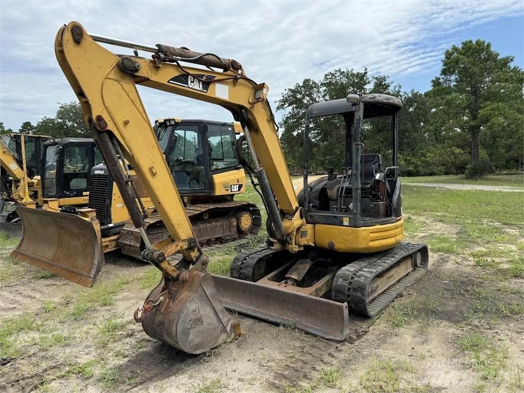 CAT 304CR Mini pelle < 7t