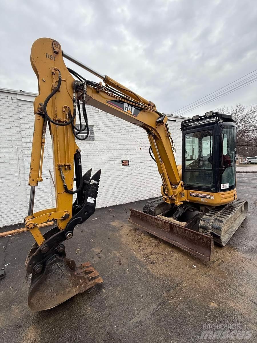 CAT 305CR Mini pelle < 7t