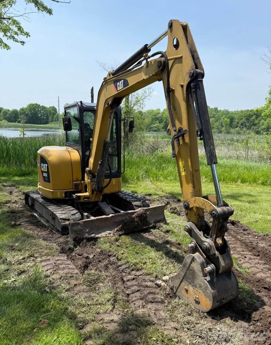 CAT 305E2 Mini pelle < 7t