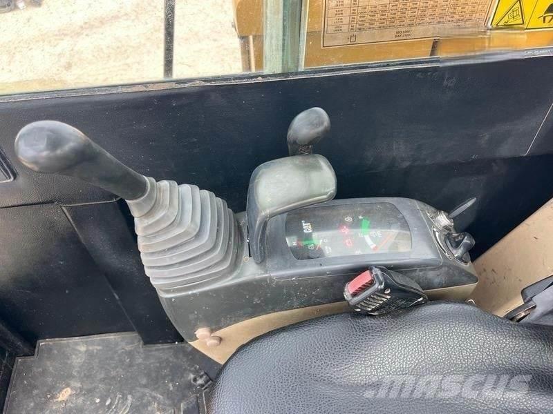 CAT 306E2 Mini pelle < 7t