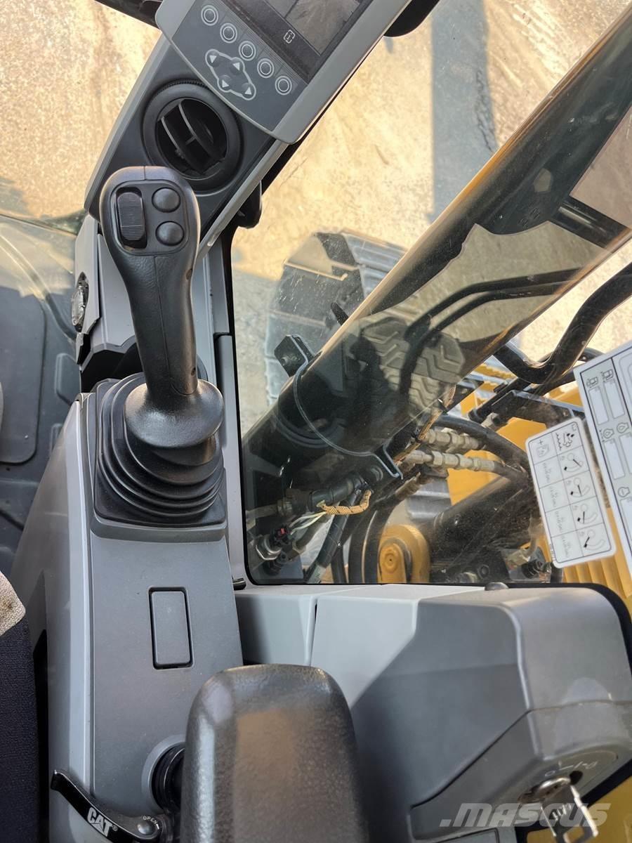 CAT 313FL Pelle sur chenilles