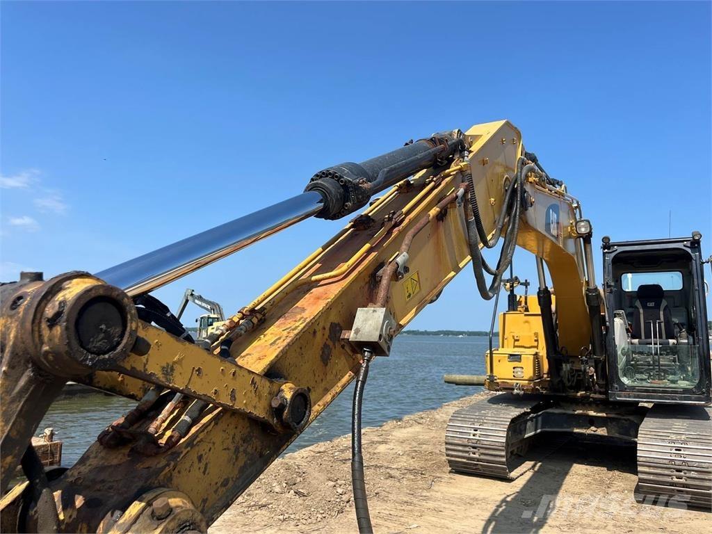 CAT 313FL Pelle sur chenilles