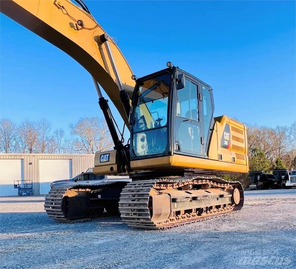 CAT 320 Pelle sur chenilles