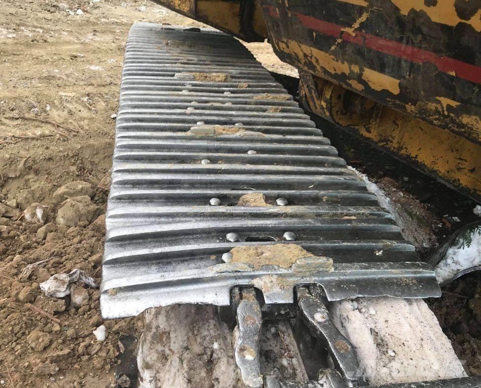 CAT 320B Pelle sur chenilles