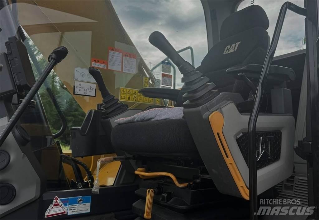CAT 320GC Pelle sur chenilles