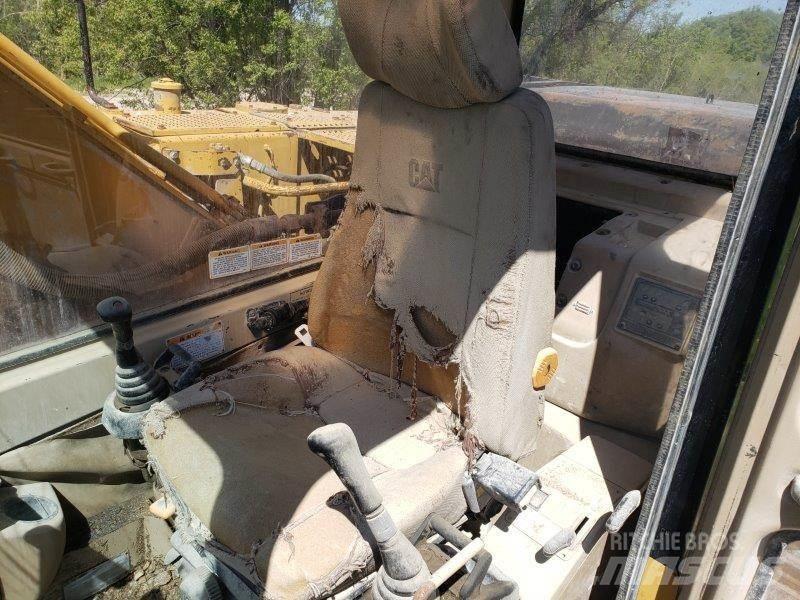 CAT 320L Pelle sur chenilles