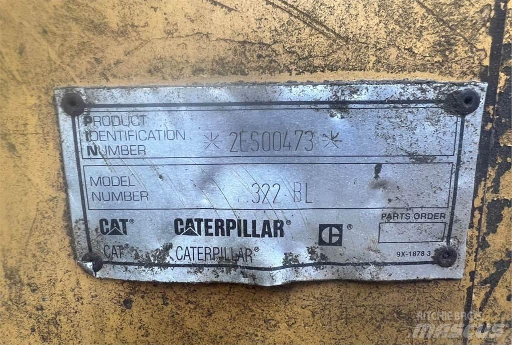 CAT 322BL Pelle sur chenilles