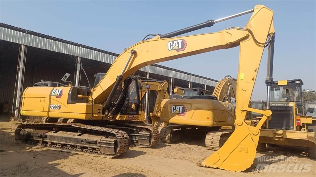 CAT 323D3 Pelle sur chenilles