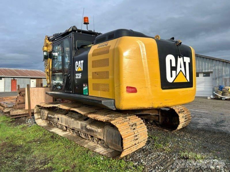 CAT 323FL Pelle sur chenilles