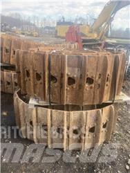 CAT 325 Chenilles
