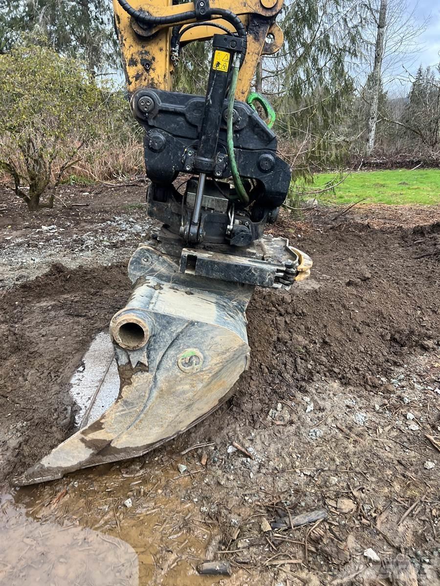 CAT 325 Pelle sur chenilles