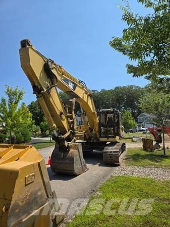 CAT 325BL Pelle sur chenilles