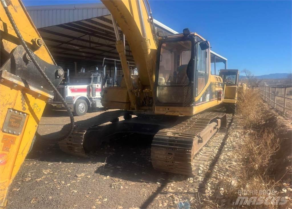 CAT 325L Pelle sur chenilles