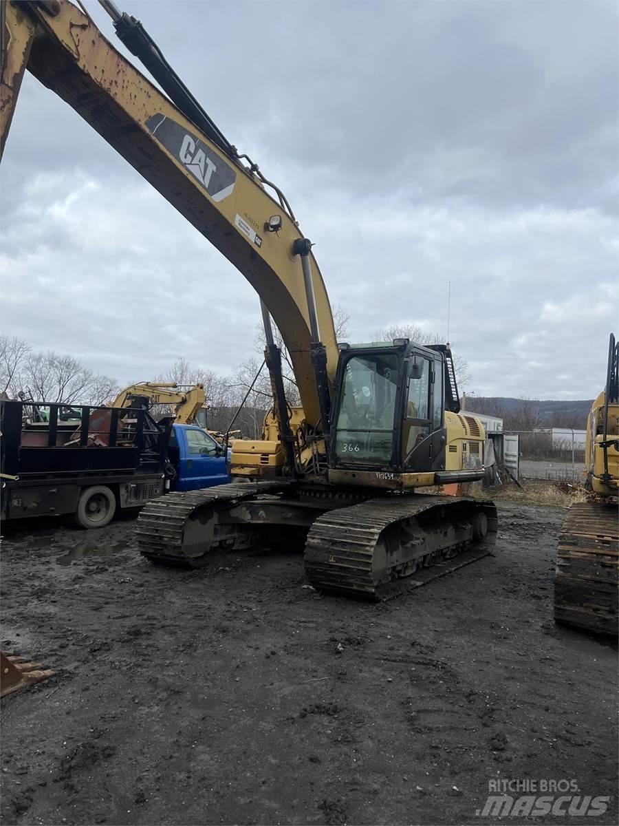 CAT 329DL Pelle sur chenilles
