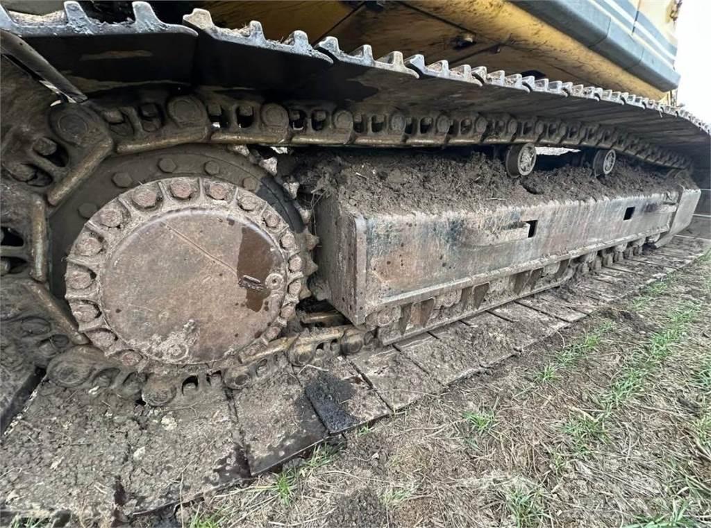 CAT 330BL Pelle sur chenilles