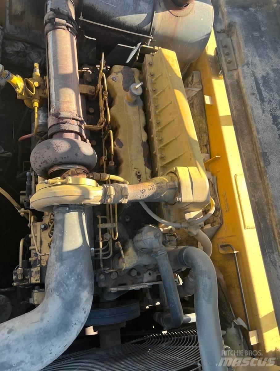 CAT 330BL Pelle sur chenilles