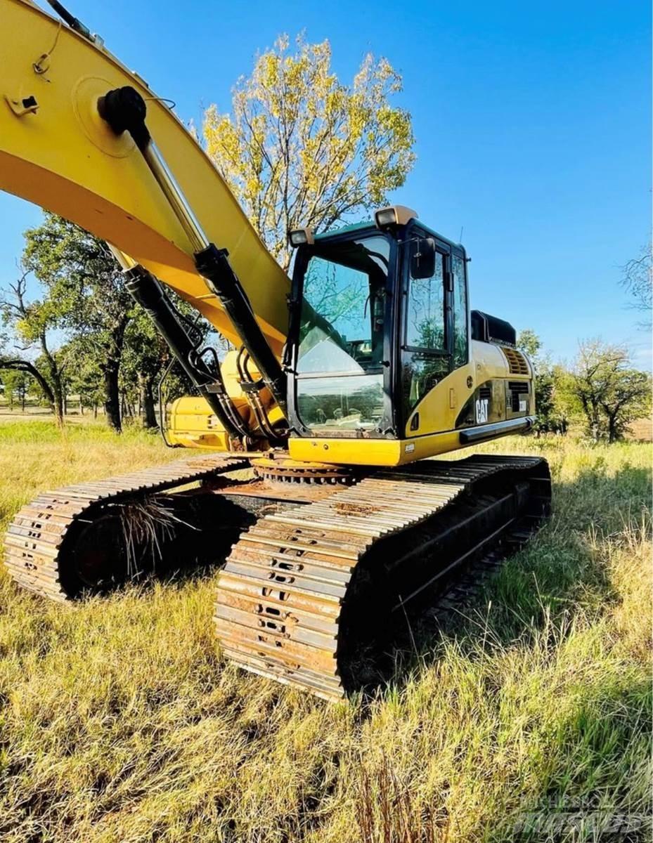 CAT 330DL Pelle sur chenilles