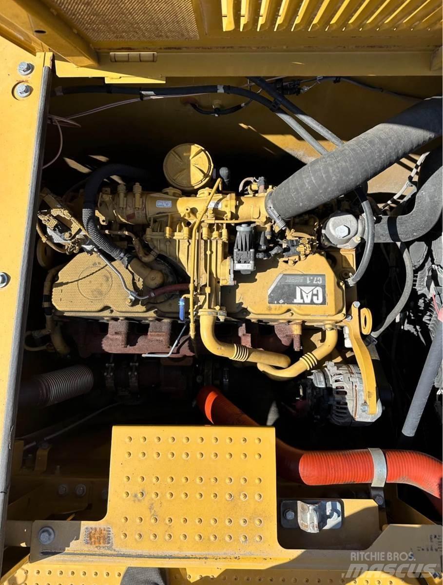 CAT 330GC Pelle sur chenilles