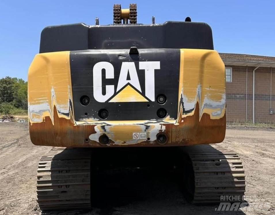 CAT 349F Pelle sur chenilles