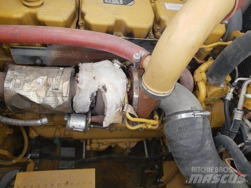 CAT 390FL Pelle sur chenilles