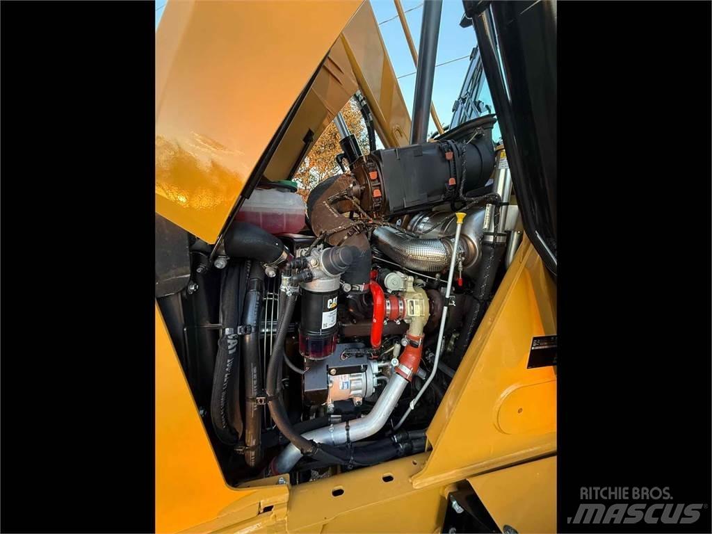 CAT 420 Tractopelle