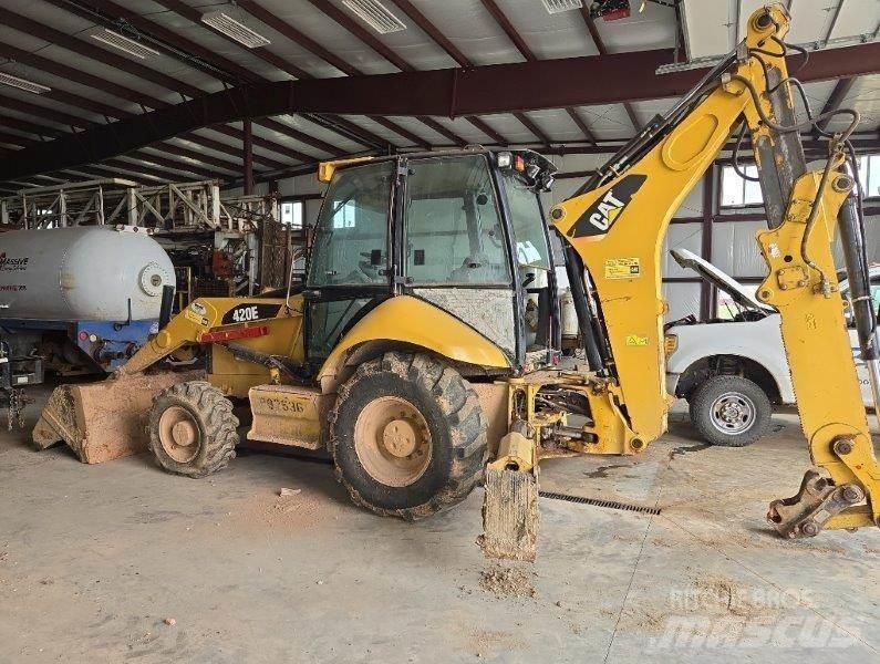 CAT 420E Tractopelle