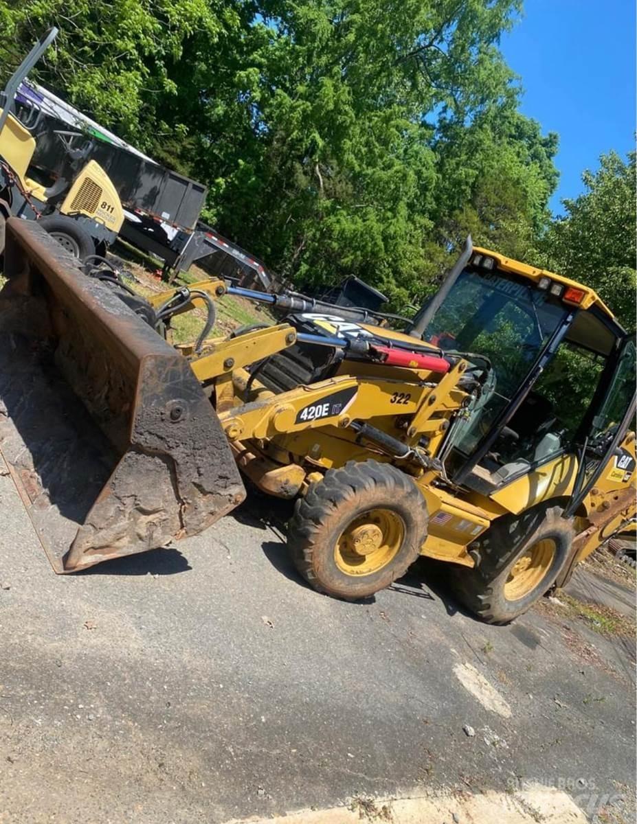 CAT 420E Tractopelle