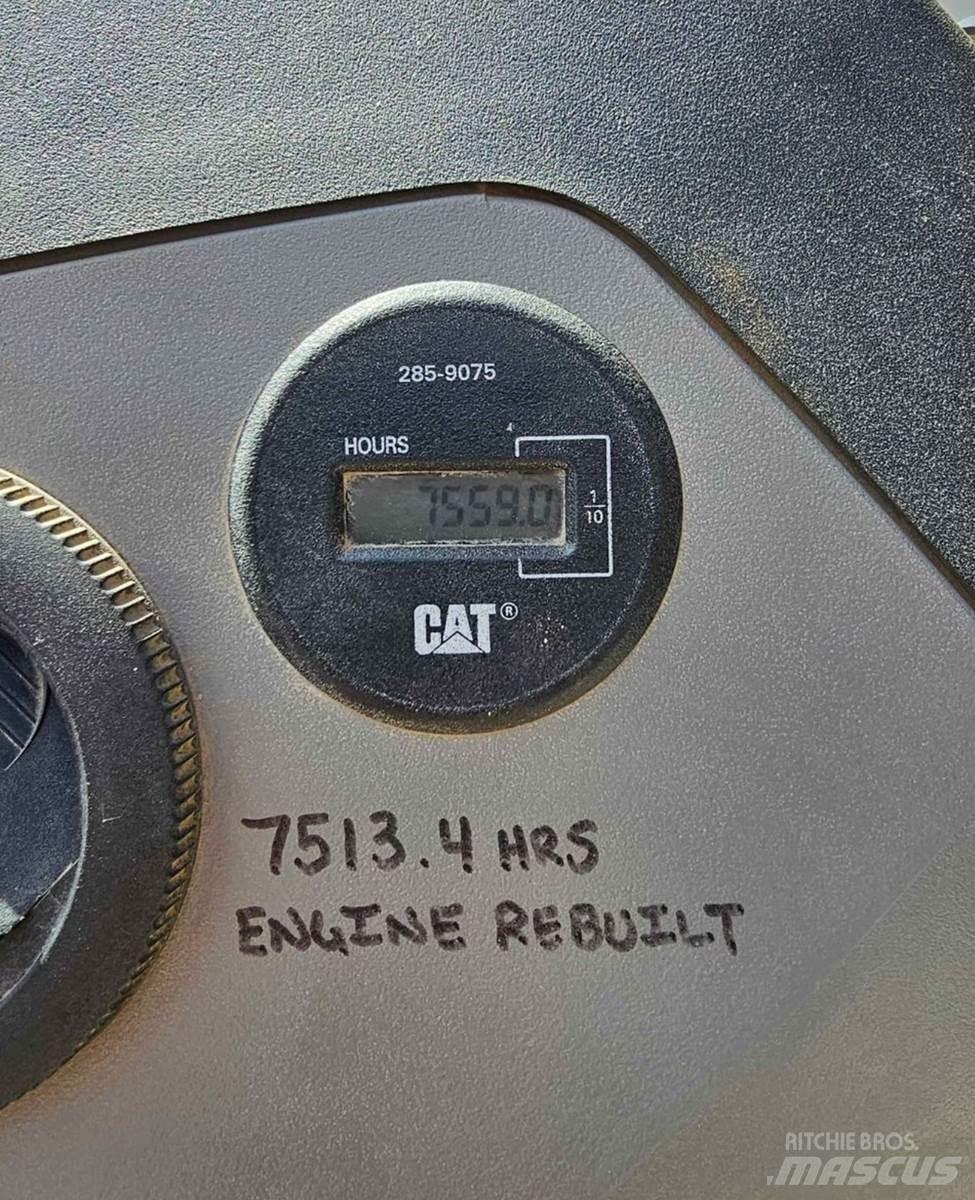 CAT 420E Tractopelle