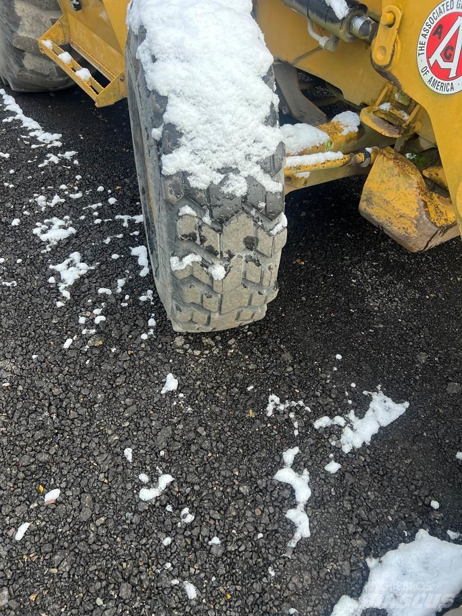 CAT 420E Tractopelle