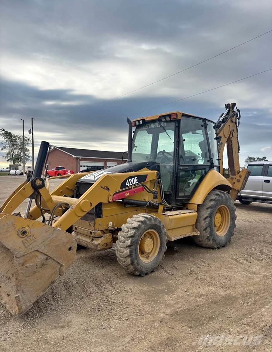 CAT 420E Tractopelle