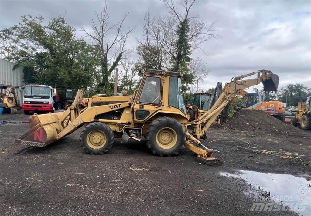 CAT 426 Tractopelle