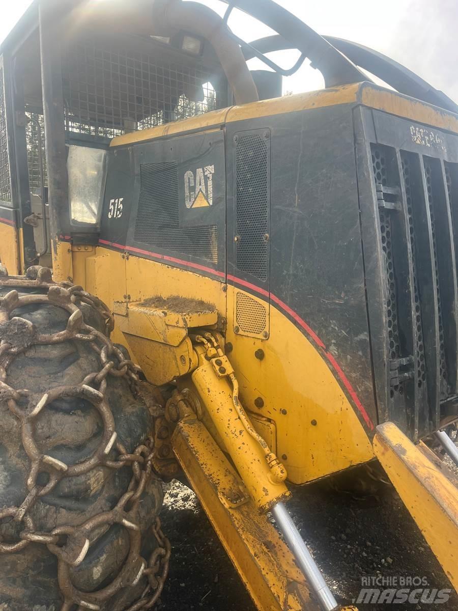 CAT 515 Débusqueur