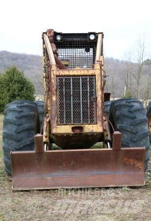 CAT 518 Débusqueur