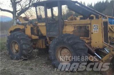 CAT 518 Débusqueur