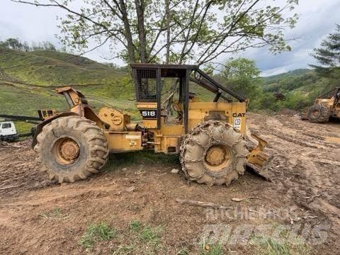 CAT 518 Débusqueur