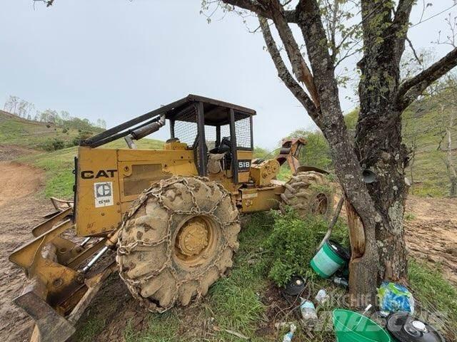 CAT 518 Débusqueur
