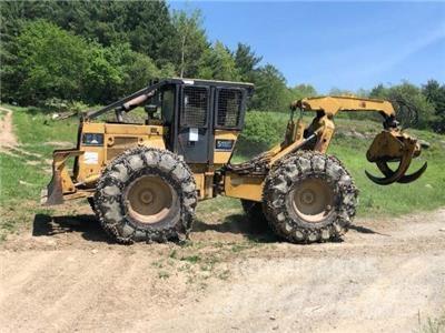 CAT 518C Débusqueur