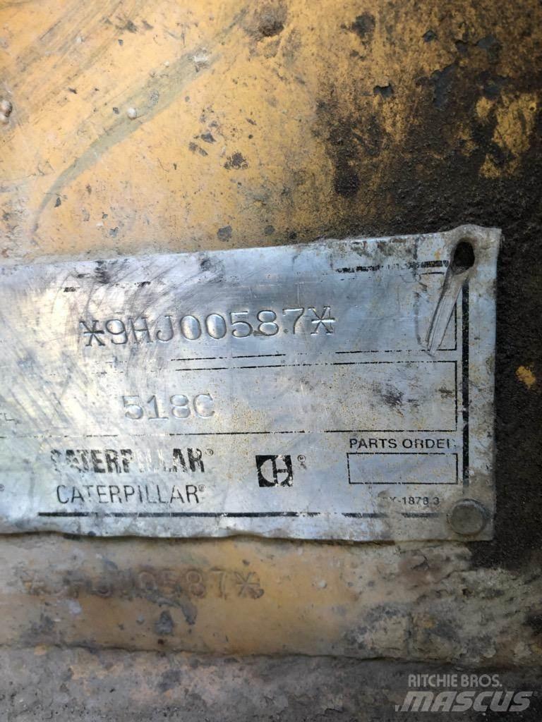 CAT 518C Débusqueur