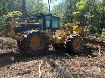 CAT 525 Débusqueur