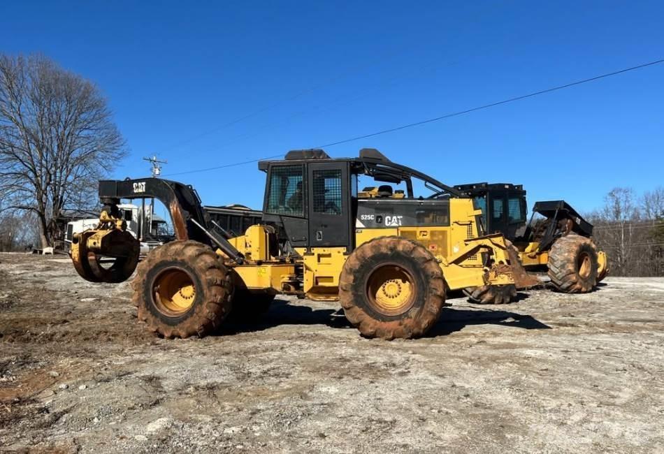 CAT 525C Débusqueur