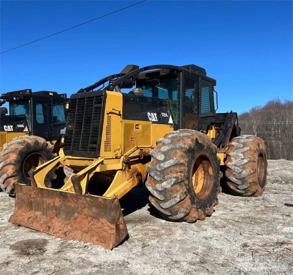 CAT 525C Débusqueur