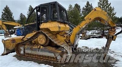 CAT 527 Débusqueur