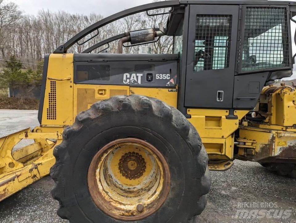 CAT 535C Débusqueur