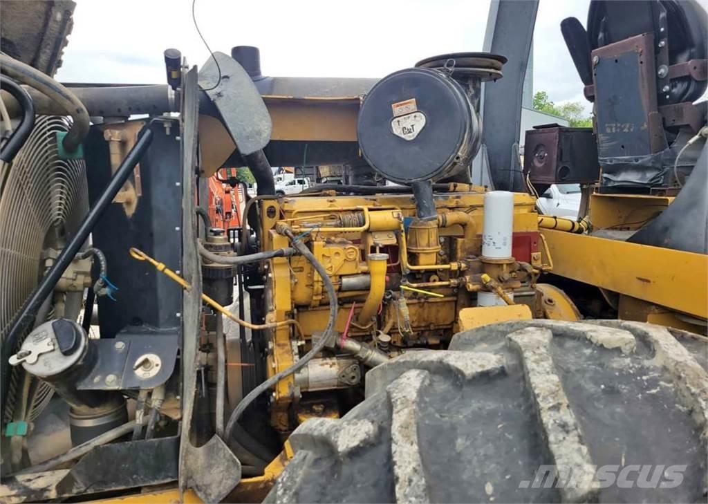 CAT 563C Compacteur de sol