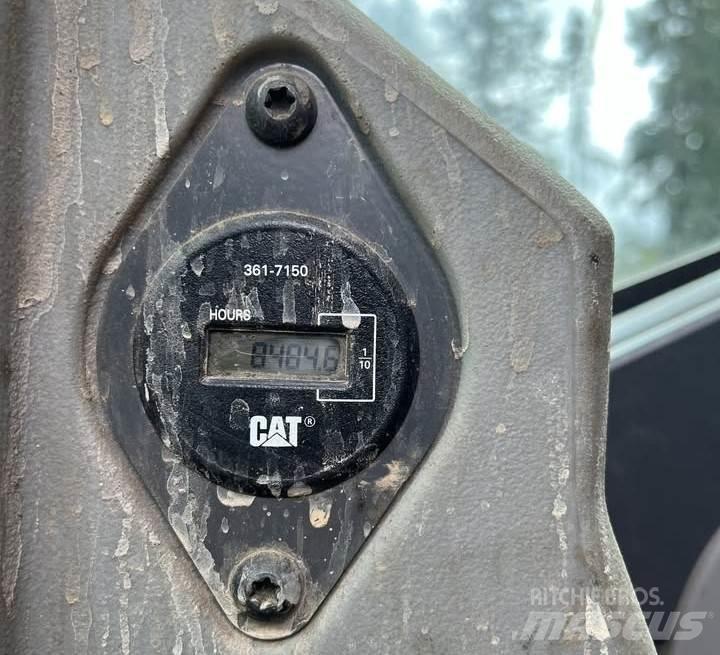 CAT 568 LL Chargeuse forestière