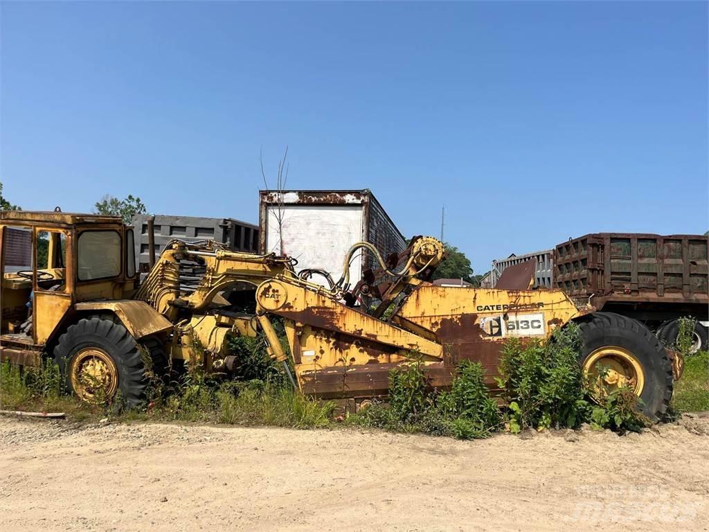 CAT 613C Scraper