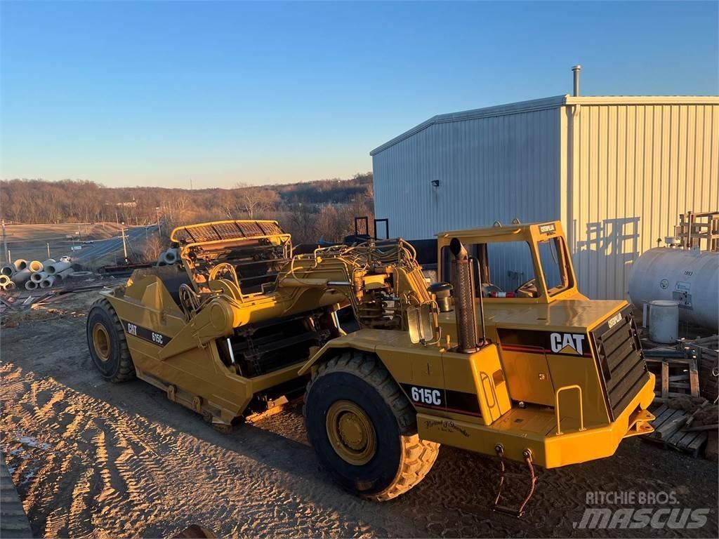 CAT 615C Scraper